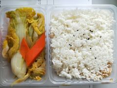 -万和春排骨砂锅米饭(新业广场店)