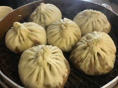 排骨馅包子-张包铺(关东古巷店)