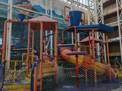 -四季贵州·山地温泉水世界