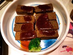 美颜黑豆腐-胡桃里音乐酒馆(白云五号T5 MALL店)