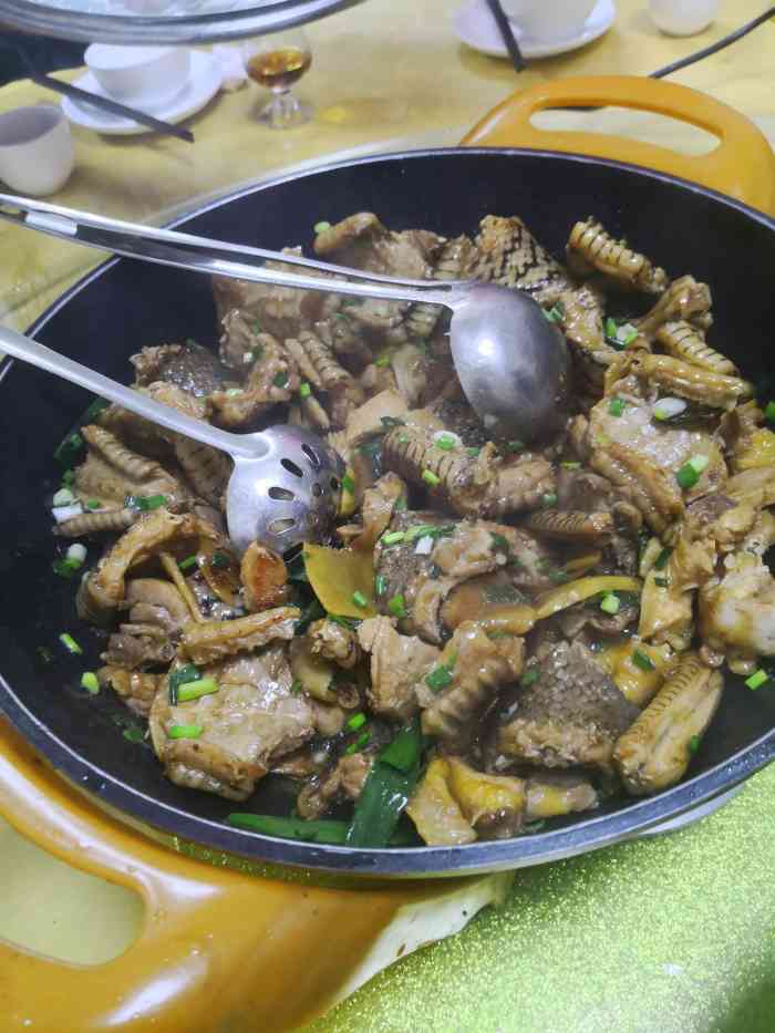 广宁县南街镇鸽旺美食农庄-"真的很好吃,我真的很爱沙姜^_^ 鸽肾煲.