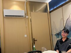 -靓虾二哥长沙地标小龙虾(五一广场店)