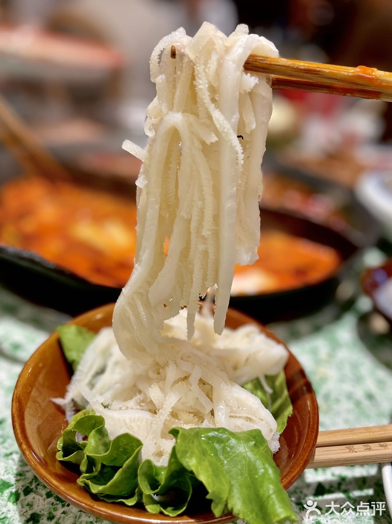 魔都必吃的鸿姐老火锅｜开在闹市的烟火气