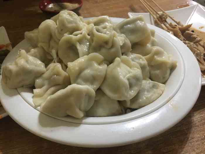 满口香饺子城(湖北路店)-"这家店在湖北路上联通营业厅附近,有饺子,.