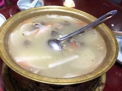 -窄巷子陕菜馆·地道陕西菜(粉巷店)