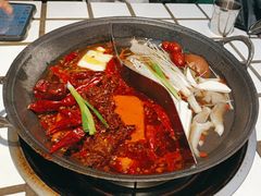 -贰回巷火锅馆(钟楼店)