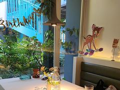 -春树下·树屋花房西餐厅(罍街AS1980店)