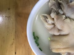 -雷祖芳老妈蹄花店