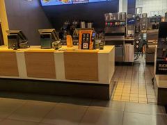 -麦当劳(驿坂服务区B区店)
