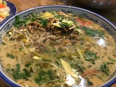 -云河农家乐饭店(福禄缘树山店)