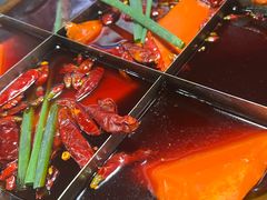 -正南齊北重庆老火锅(光华村直营店)
