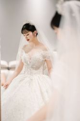 -艾米丽婚纱礼服