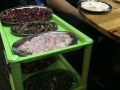 -牛一煲美食(江高店)
