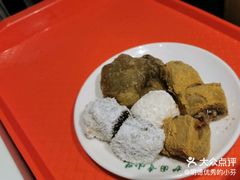 -护国寺小吃店(红莲南路店)