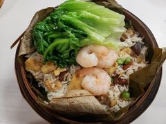 招牌荷叶饭-喜势点·糖沙翁手工茶点·本地人茶居(永庆坊店)