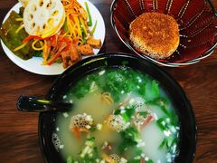 -万红路羊汤烧饼店(将台路店)