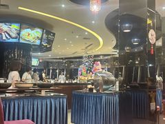 -世贸旋转自助餐厅(360°高空观景店)