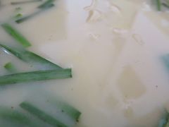 狮子头长鱼汤面-三百碗宝应长鱼面(板仓街店)