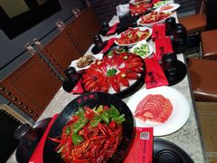-沪小胖小龙虾(淮海中路旗舰店)