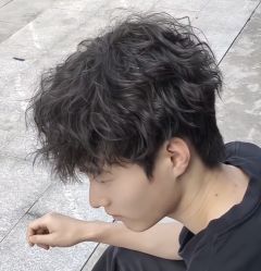 -尤司男士国潮理发馆