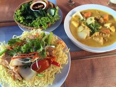 -Lanterns Vietnamese Restaurant