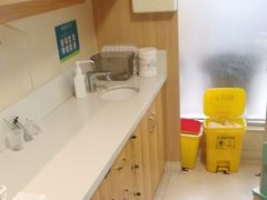 -上海仁爱医院口腔科 · 种植