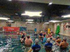-蓝旗亲子游泳(范湖万达广场店)