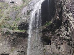-龙瀑仙洞