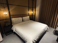 -万泊酒店(长沙五一广场国金中心店)