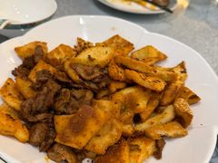 -汗腾格里·风味餐厅(新疆驻京办店)