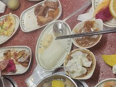 -四囍码头海鲜烧烤自助火锅(外滩南京东路悦荟广场店)