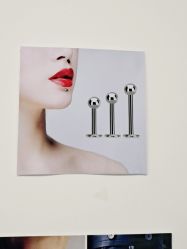 -AI艾耳·专业手工耳洞·穿孔美学馆