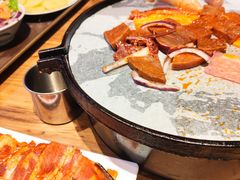 招牌湘村黑猪五花肉-么肆烤肉(汉街形象店)