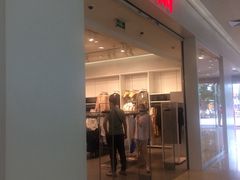 -H&M(来又来时尚购物广场店)