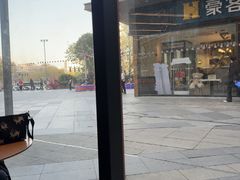 -星巴克臻选(郑州中原万达店)