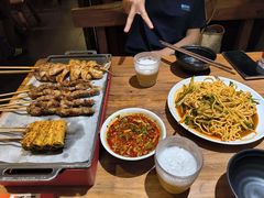 -万记麻辣烫国展总店