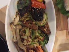 -来龙里 精致 东南亚餐室(万象城店)