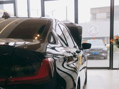 -上海宝诚尊悦宝马4S店(静安店)