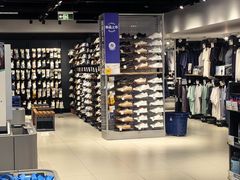 -迪卡侬(环球港店)