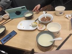 -李与白包子铺(桐梓林店)