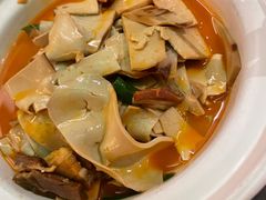 一上来我就翻出来的三片腊肉-醉美餐厅