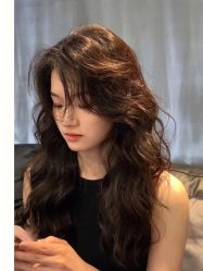 -变画·发型STUDIO