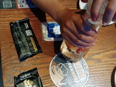 -喝丢一只鞋辣炒海鲜小烧烤(三八广场店)