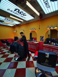 -Devilhands Barbershop男士理容店