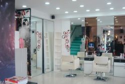 1F室内-一丁木造型