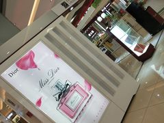 -银泰百货(舟山临城店)