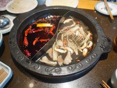 菌汤鸳鸯锅-刘一手重庆火锅(270度江景·洪崖洞店)