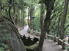 -灵岩山风景区