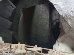 -伍山石窟