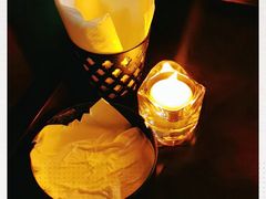 -Whisper Bar 